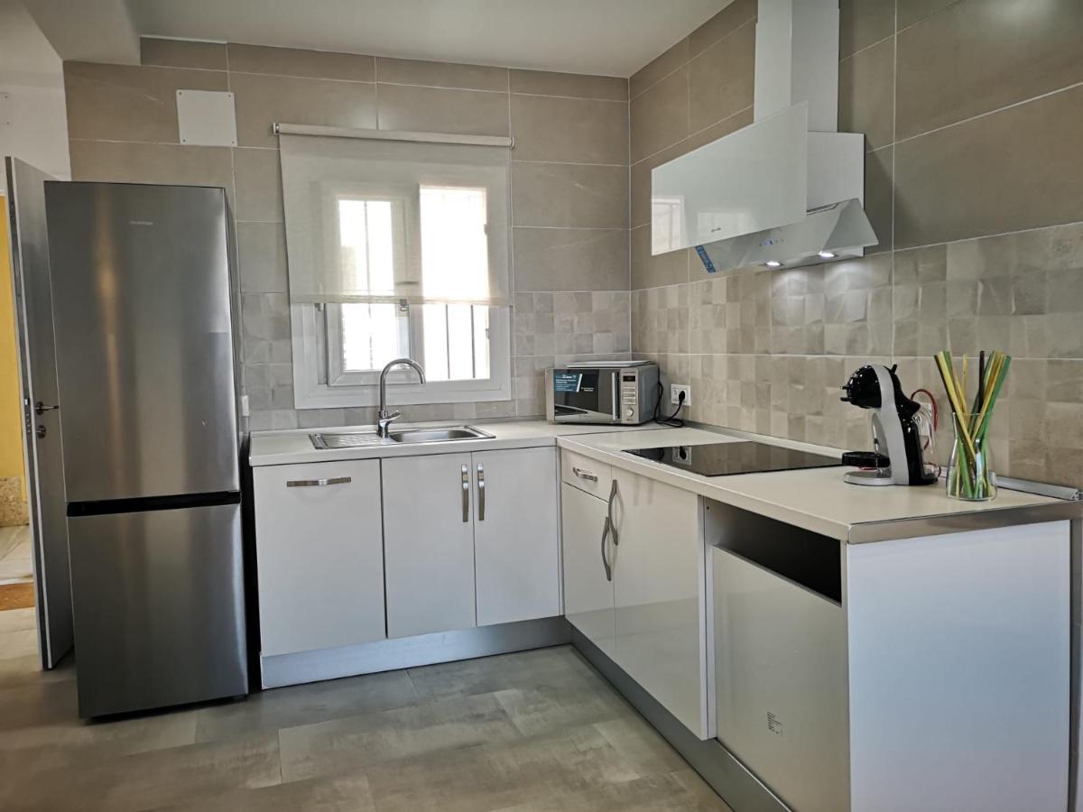 קוניל דה לה פרונטרה Apartamento Suite Arco De La Villa,Solo Familia Y Parejas,Parking Gratuito מראה חיצוני תמונה