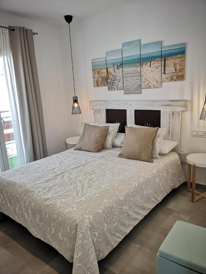 קוניל דה לה פרונטרה Apartamento Suite Arco De La Villa,Solo Familia Y Parejas,Parking Gratuito מראה חיצוני תמונה