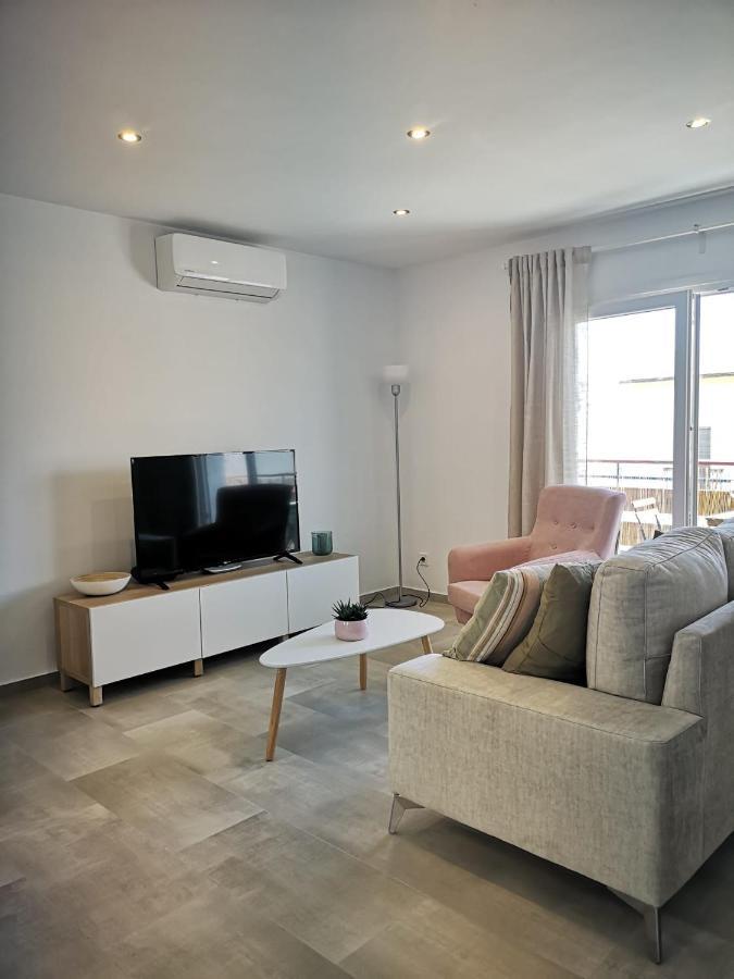קוניל דה לה פרונטרה Apartamento Suite Arco De La Villa,Solo Familia Y Parejas,Parking Gratuito מראה חיצוני תמונה