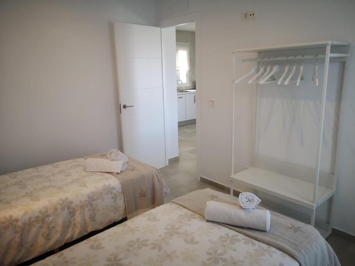 קוניל דה לה פרונטרה Apartamento Suite Arco De La Villa,Solo Familia Y Parejas,Parking Gratuito מראה חיצוני תמונה