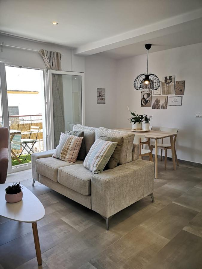קוניל דה לה פרונטרה Apartamento Suite Arco De La Villa,Solo Familia Y Parejas,Parking Gratuito מראה חיצוני תמונה