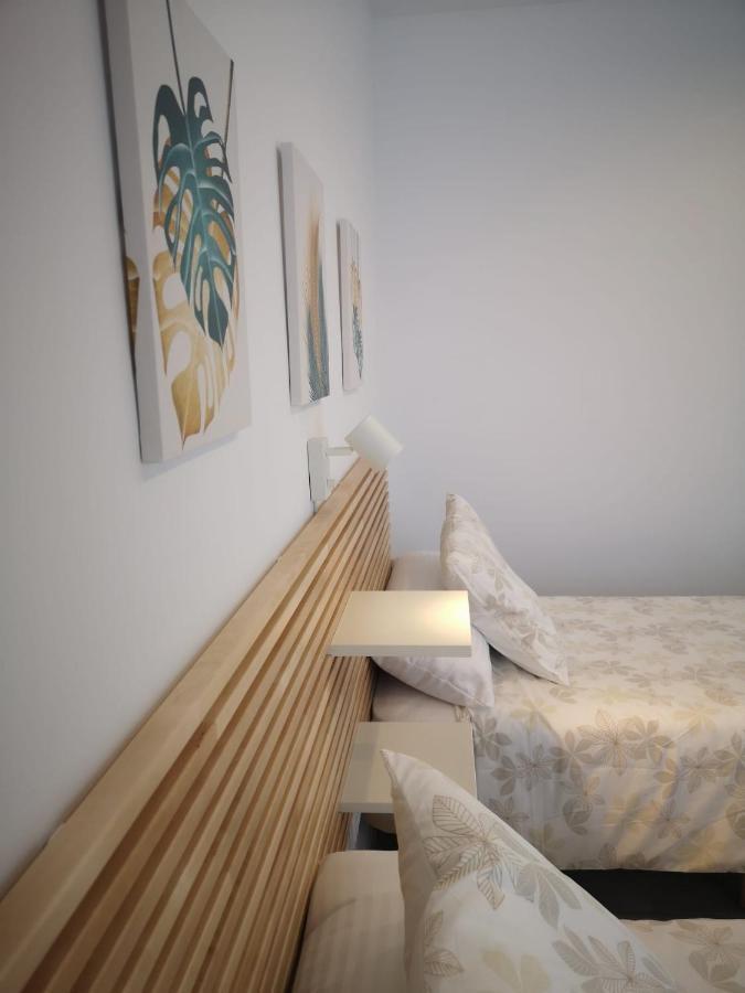 קוניל דה לה פרונטרה Apartamento Suite Arco De La Villa,Solo Familia Y Parejas,Parking Gratuito מראה חיצוני תמונה